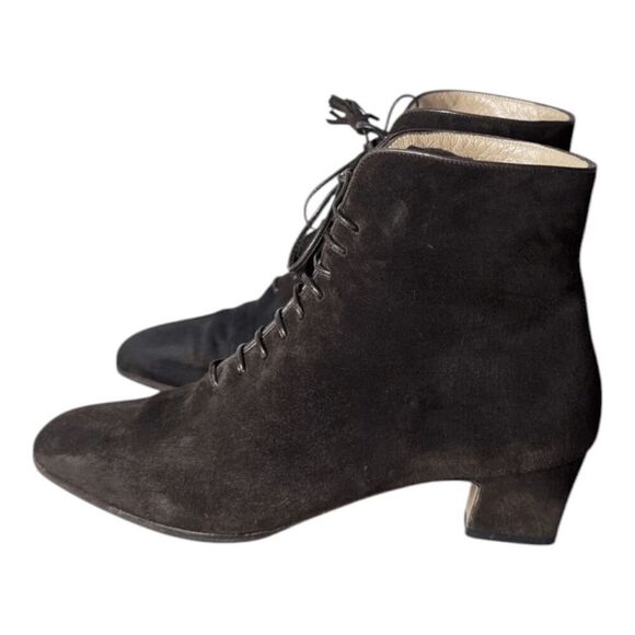 SALVATORE FERRAGAMO Brown Suede Lace-Up Ankle Boot Size 6.5 - Picture 3 of 7